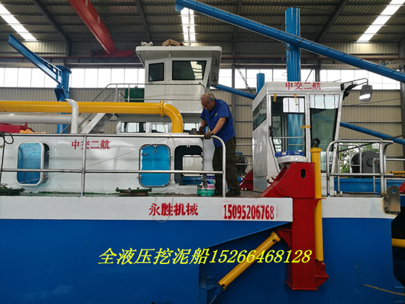 全液压四桩定位清淤船